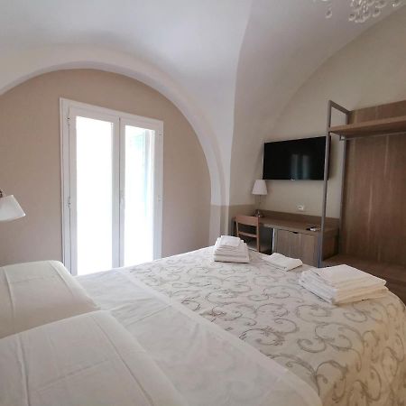 Bed and Breakfast Opera Relais 85 Мессина Экстерьер фото